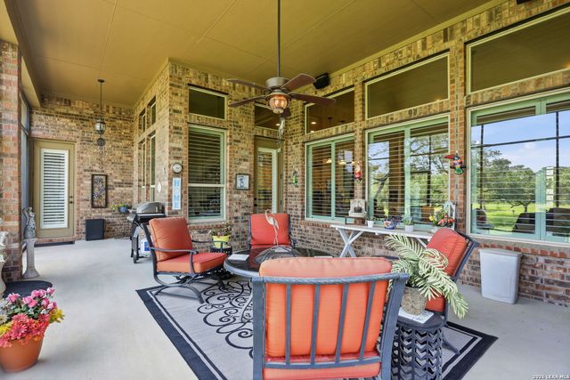 575 SOLMS FRST, New Braunfels, TX 78132