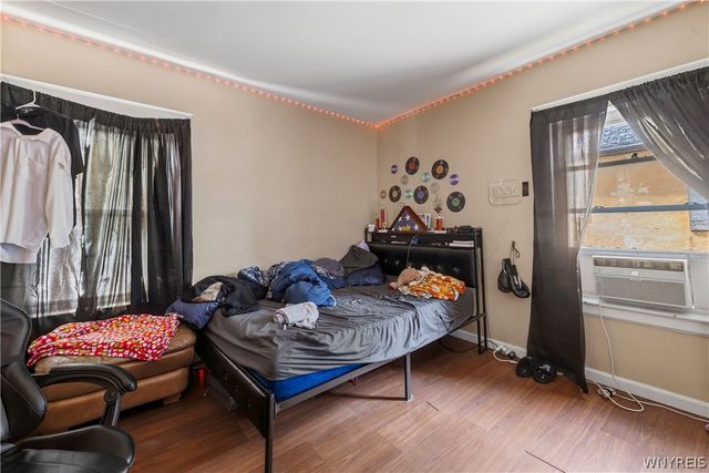 328 Ferry Avenue, Niagara Falls, NY 14301