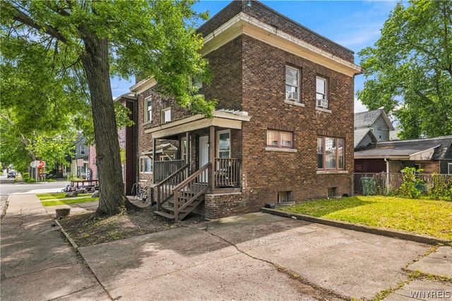328 Ferry Avenue, Niagara Falls, NY 14301