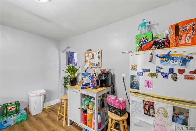 328 Ferry Avenue, Niagara Falls, NY 14301