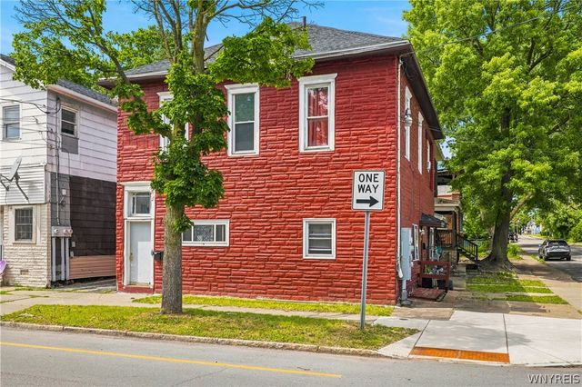 328 Ferry Avenue, Niagara Falls, NY 14301