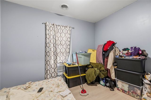 328 Ferry Avenue, Niagara Falls, NY 14301