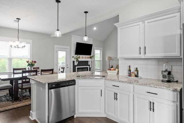 538 Fieldview Way, Clarksville, TN 37043