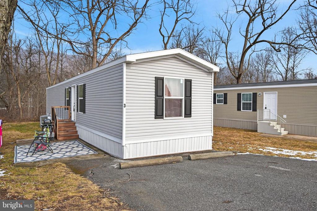 3 SARIA LANE, Carlisle, PA 17015