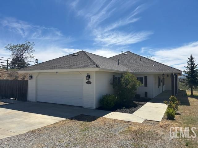 20674 Pinon Canyon Drive, Tehachapi, CA 93561