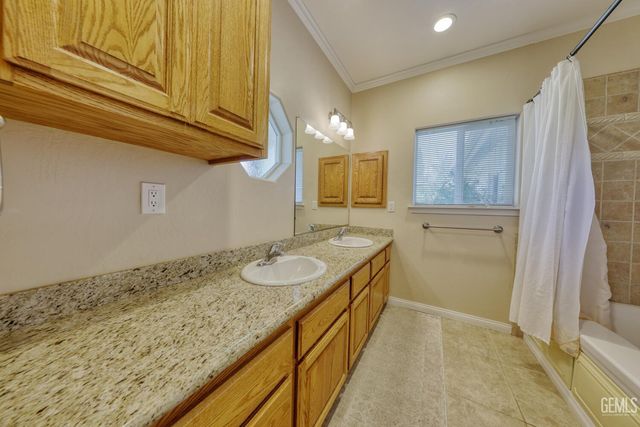 20674 Pinon Canyon Drive, Tehachapi, CA 93561