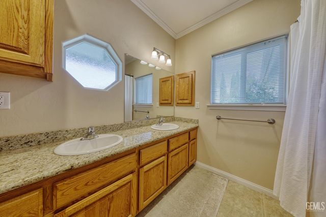 20674 Pinon Canyon Drive, Tehachapi, CA 93561