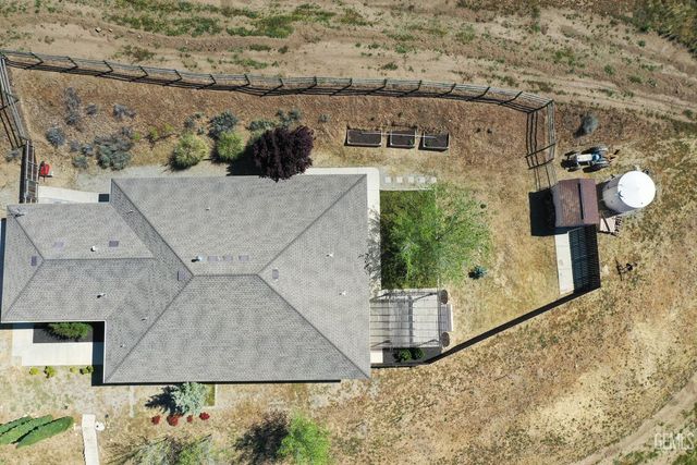 20674 Pinon Canyon Drive, Tehachapi, CA 93561