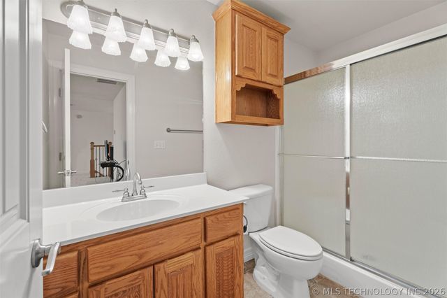 5800 Tower Court, Bartlesville, OK 74006