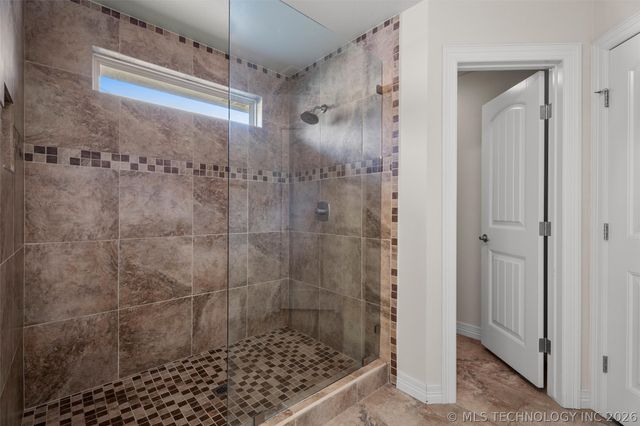 5800 Tower Court, Bartlesville, OK 74006