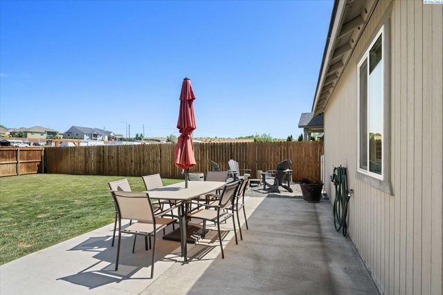 705 S Texas St, Kennewick, WA 99336