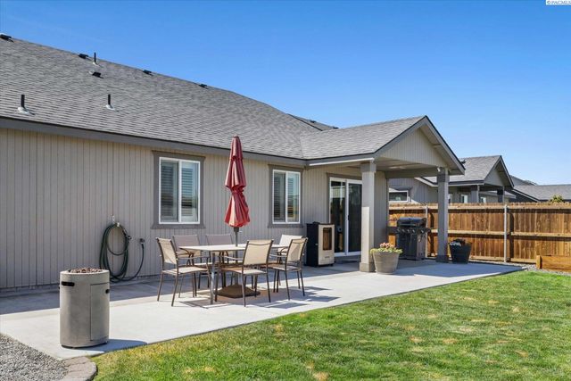 705 S Texas St, Kennewick, WA 99336