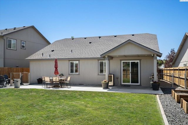 705 S Texas St, Kennewick, WA 99336