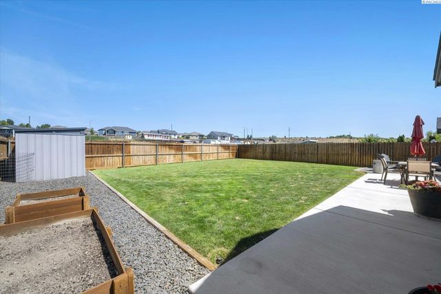 705 S Texas St, Kennewick, WA 99336