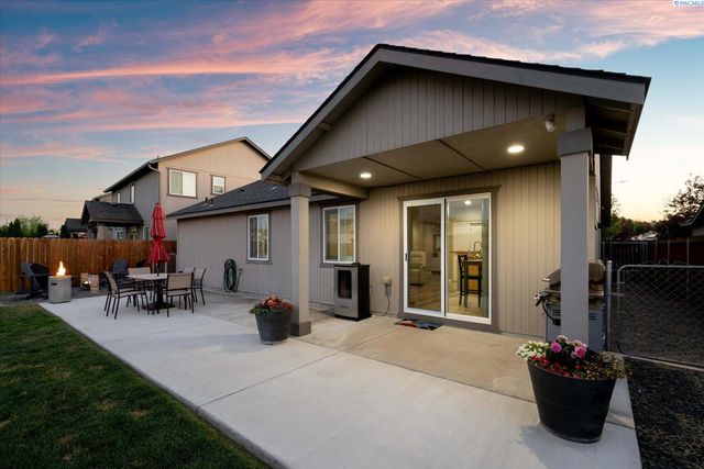 705 S Texas St, Kennewick, WA 99336