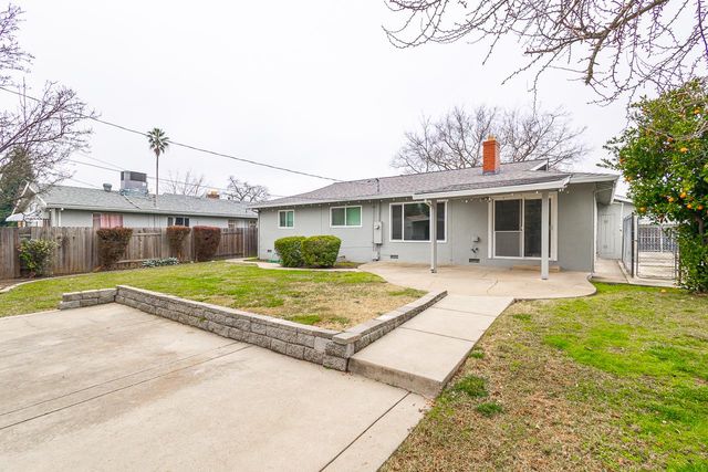 2855 La Colina Way, Carmichael, CA 95608