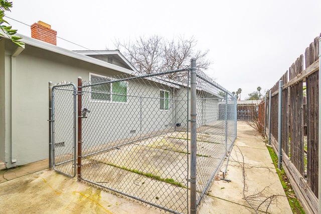 2855 La Colina Way, Carmichael, CA 95608