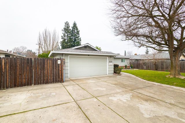 2855 La Colina Way, Carmichael, CA 95608