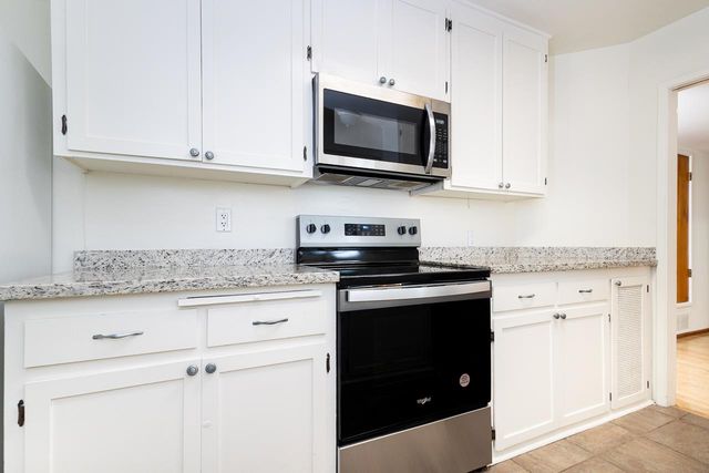 2855 La Colina Way, Carmichael, CA 95608