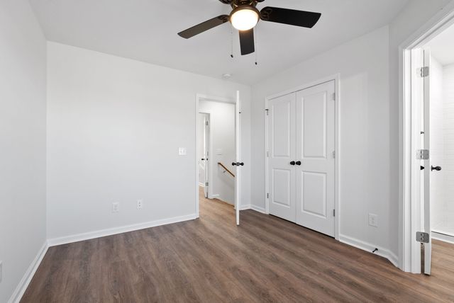 1660 Golf Club Ln Apt B, Clarksville, TN 37043