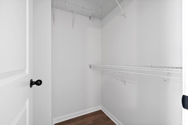 1660 Golf Club Ln Apt B, Clarksville, TN 37043