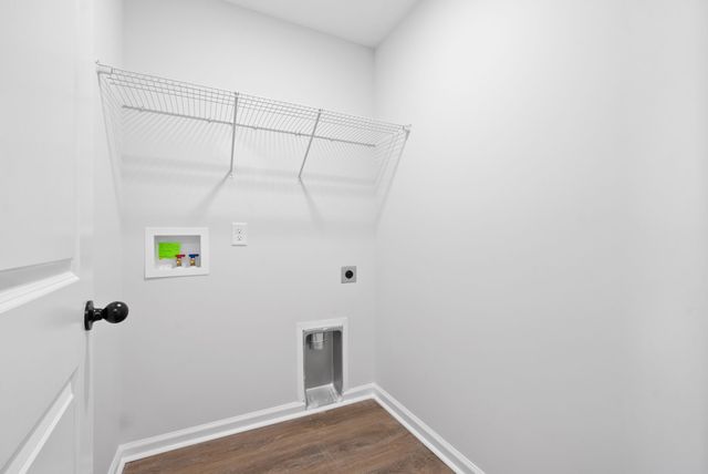 1660 Golf Club Ln Apt B, Clarksville, TN 37043