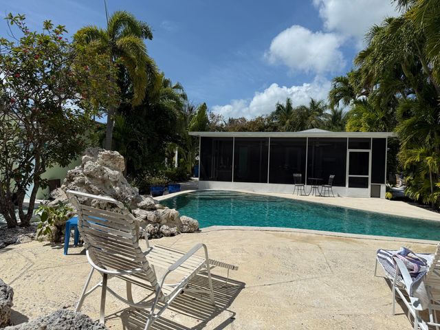 19512 Aztec Street, Sugarloaf Key, FL 33042