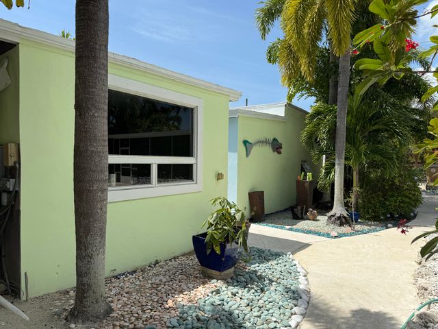 19512 Aztec Street, Sugarloaf Key, FL 33042