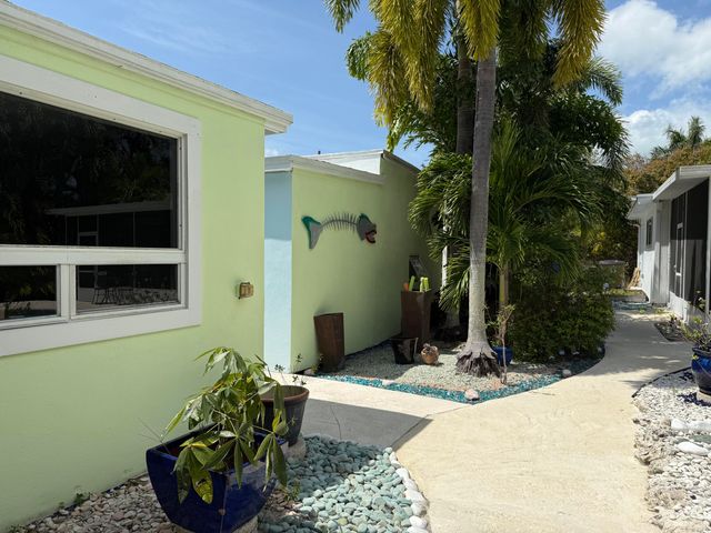 19512 Aztec Street, Sugarloaf Key, FL 33042