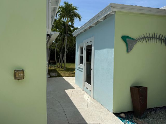 19512 Aztec Street, Sugarloaf Key, FL 33042