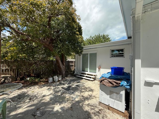 19512 Aztec Street, Sugarloaf Key, FL 33042
