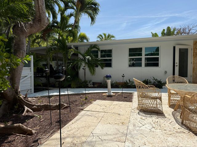 19512 Aztec Street, Sugarloaf Key, FL 33042
