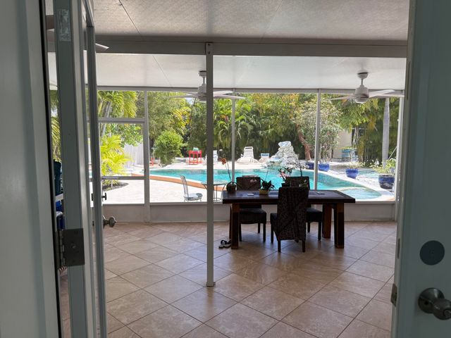 19512 Aztec Street, Sugarloaf Key, FL 33042