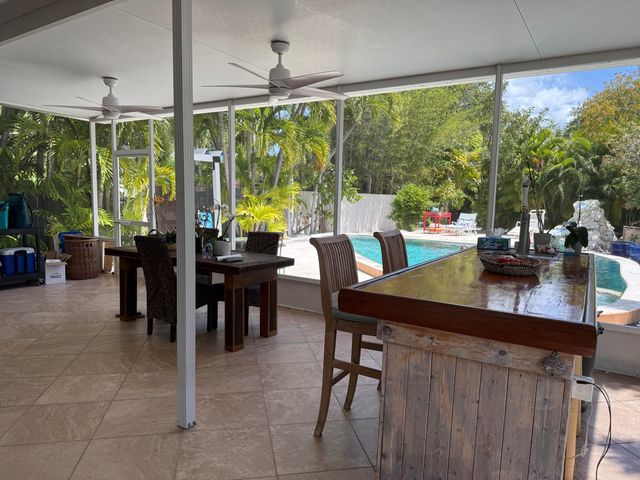 19512 Aztec Street, Sugarloaf Key, FL 33042