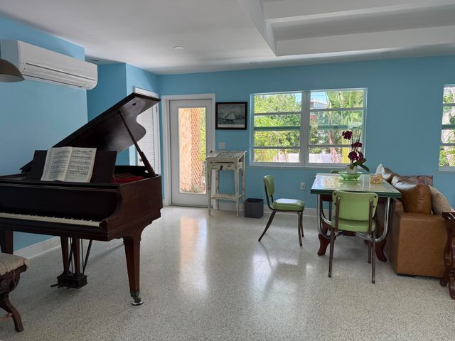 19512 Aztec Street, Sugarloaf Key, FL 33042