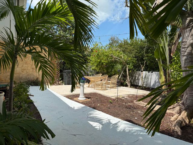 19512 Aztec Street, Sugarloaf Key, FL 33042