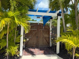 19512 Aztec Street, Sugarloaf Key, FL 33042