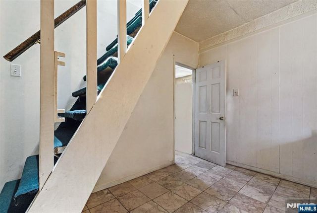 6112 Washington Street, West New York, NJ 07093