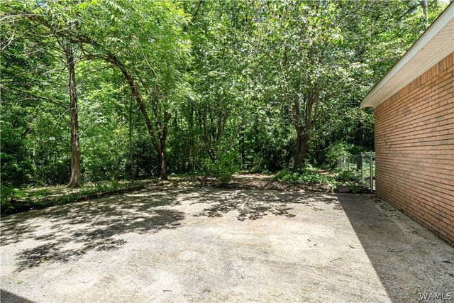 939 Parkhill, Tuscaloosa, AL 35404