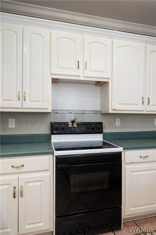 939 Parkhill, Tuscaloosa, AL 35404