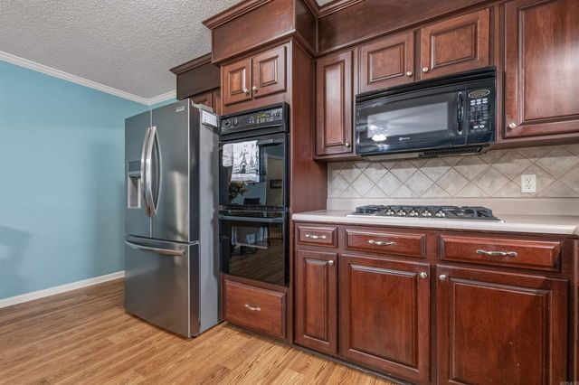 304 S Longfield Avenue, Sherwood, AR 72120