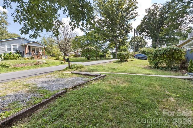 31 Wilmington Road, Asheville, NC 28803