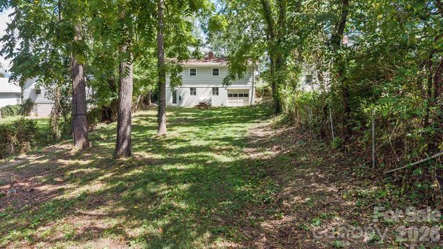 31 Wilmington Road, Asheville, NC 28803