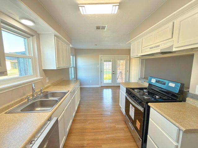 1422 Kenwick Place, Pasadena, TX 77504