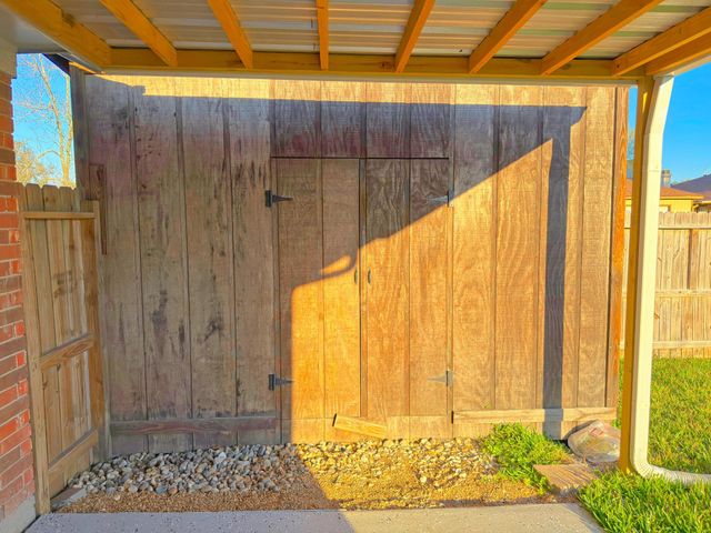 1422 Kenwick Place, Pasadena, TX 77504