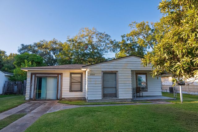 1514 1st Avenue N, Texas City, TX 77590