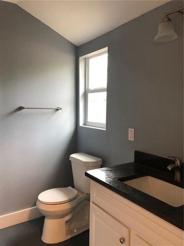 1804 Garden ST B, Austin, TX 78702