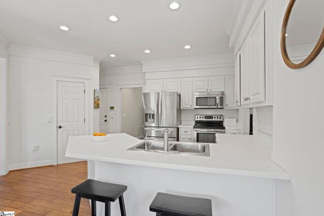 110 E Hypericum Lane, Greenville, SC 29615