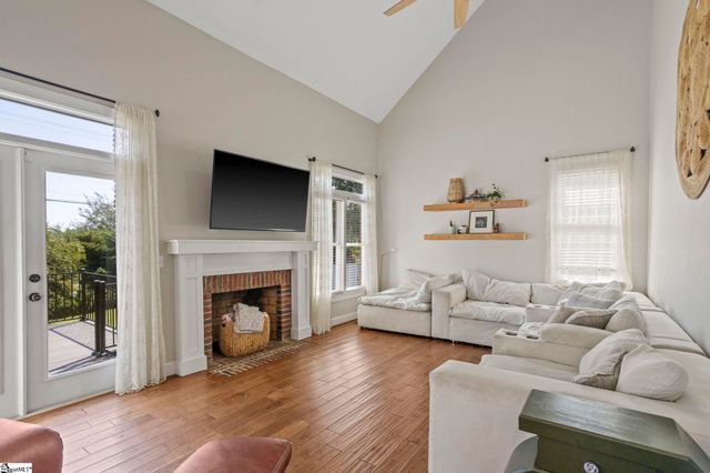 110 E Hypericum Lane, Greenville, SC 29615