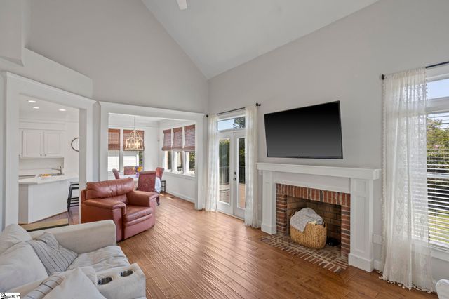 110 E Hypericum Lane, Greenville, SC 29615
